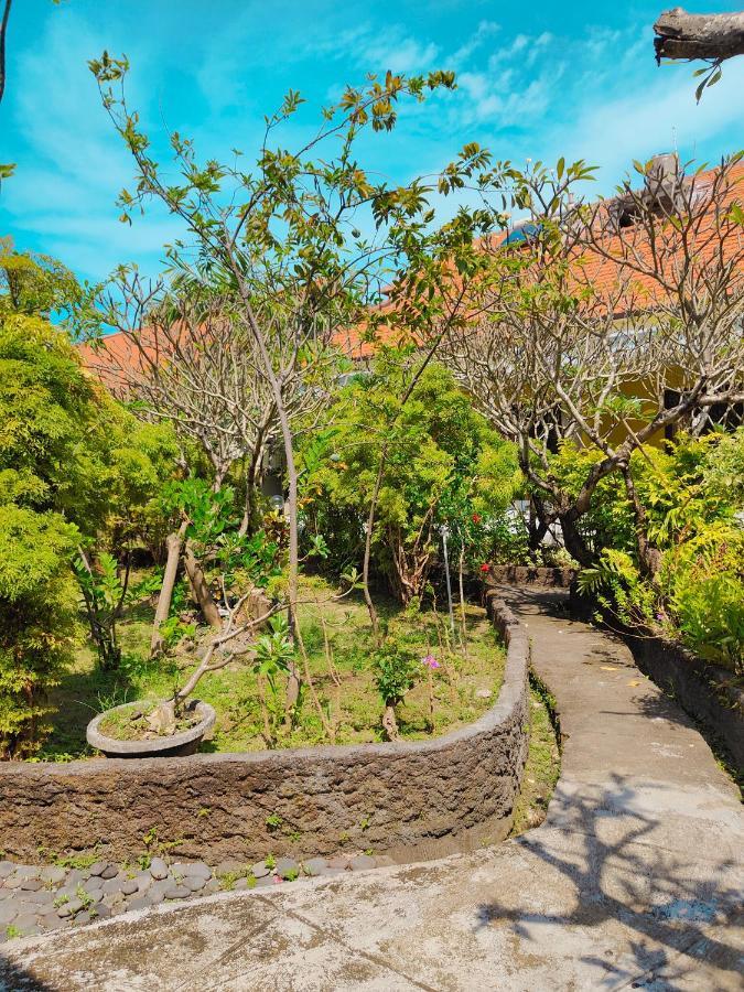Berlian Inn Kuta Beach 외부 사진