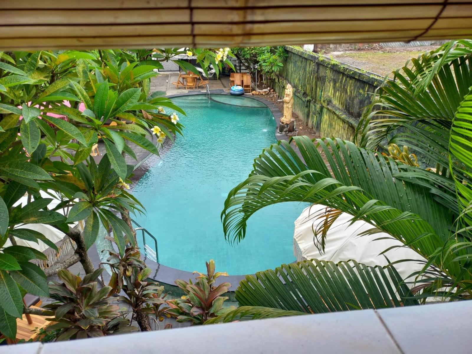 Berlian Inn Kuta Beach 외부 사진