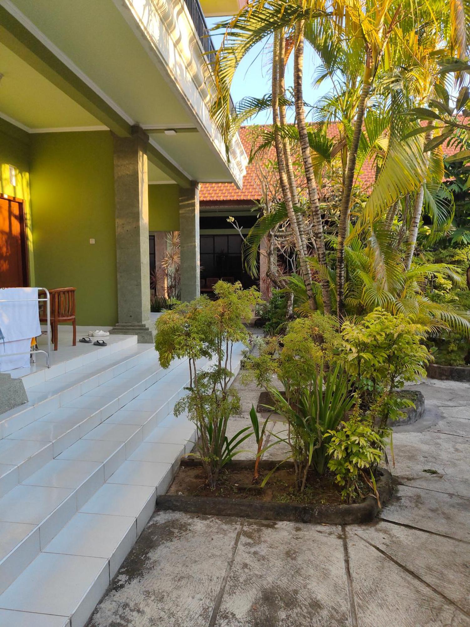 Berlian Inn Kuta Beach 외부 사진