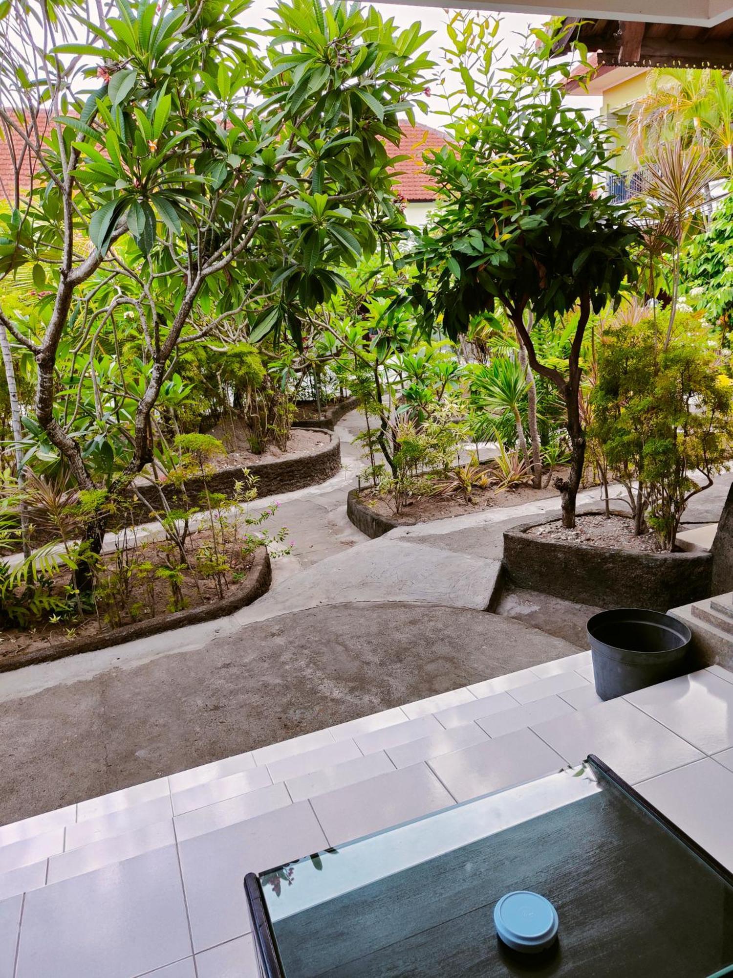 Berlian Inn Kuta Beach 외부 사진