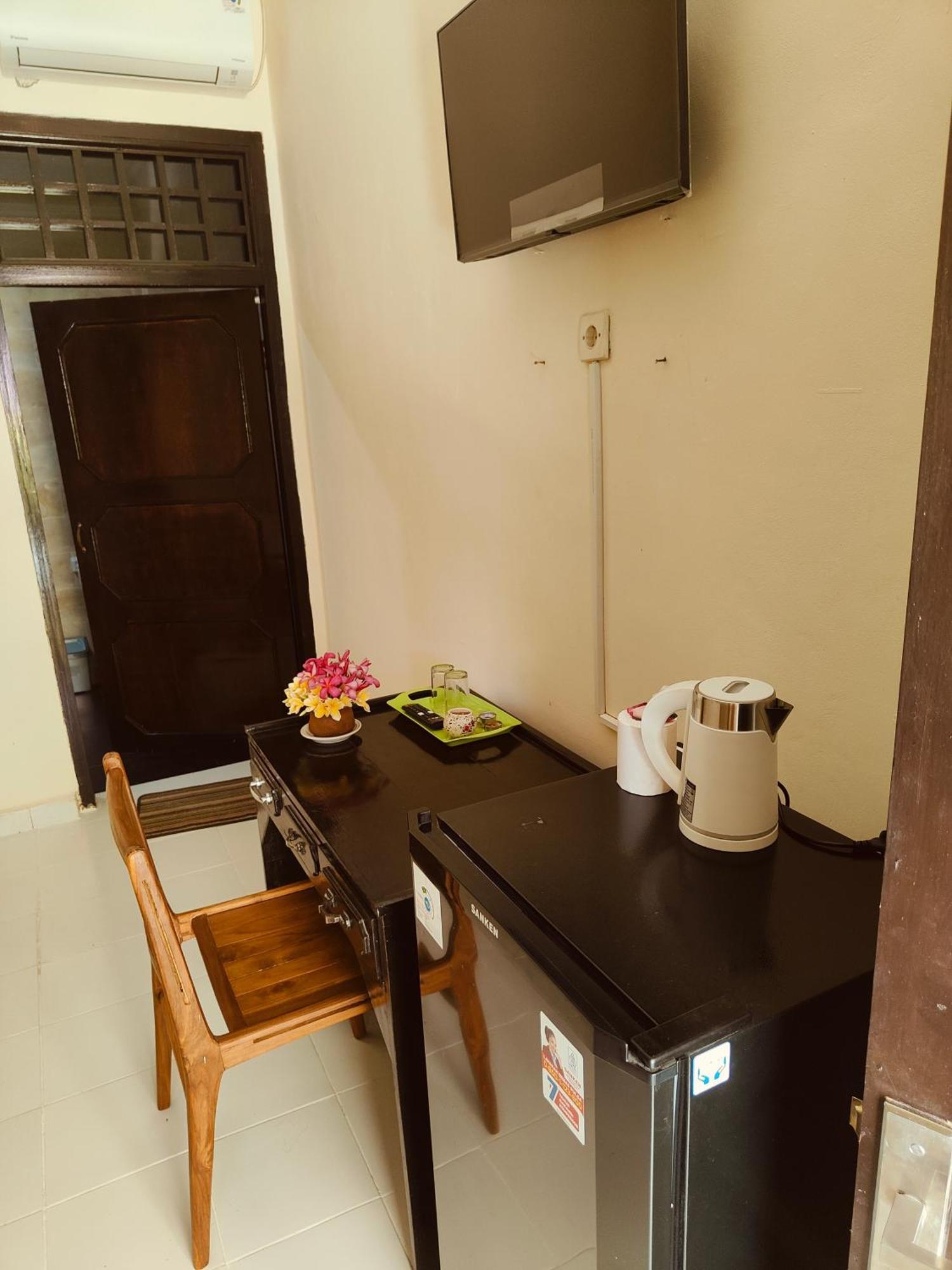 Berlian Inn Kuta Beach 외부 사진