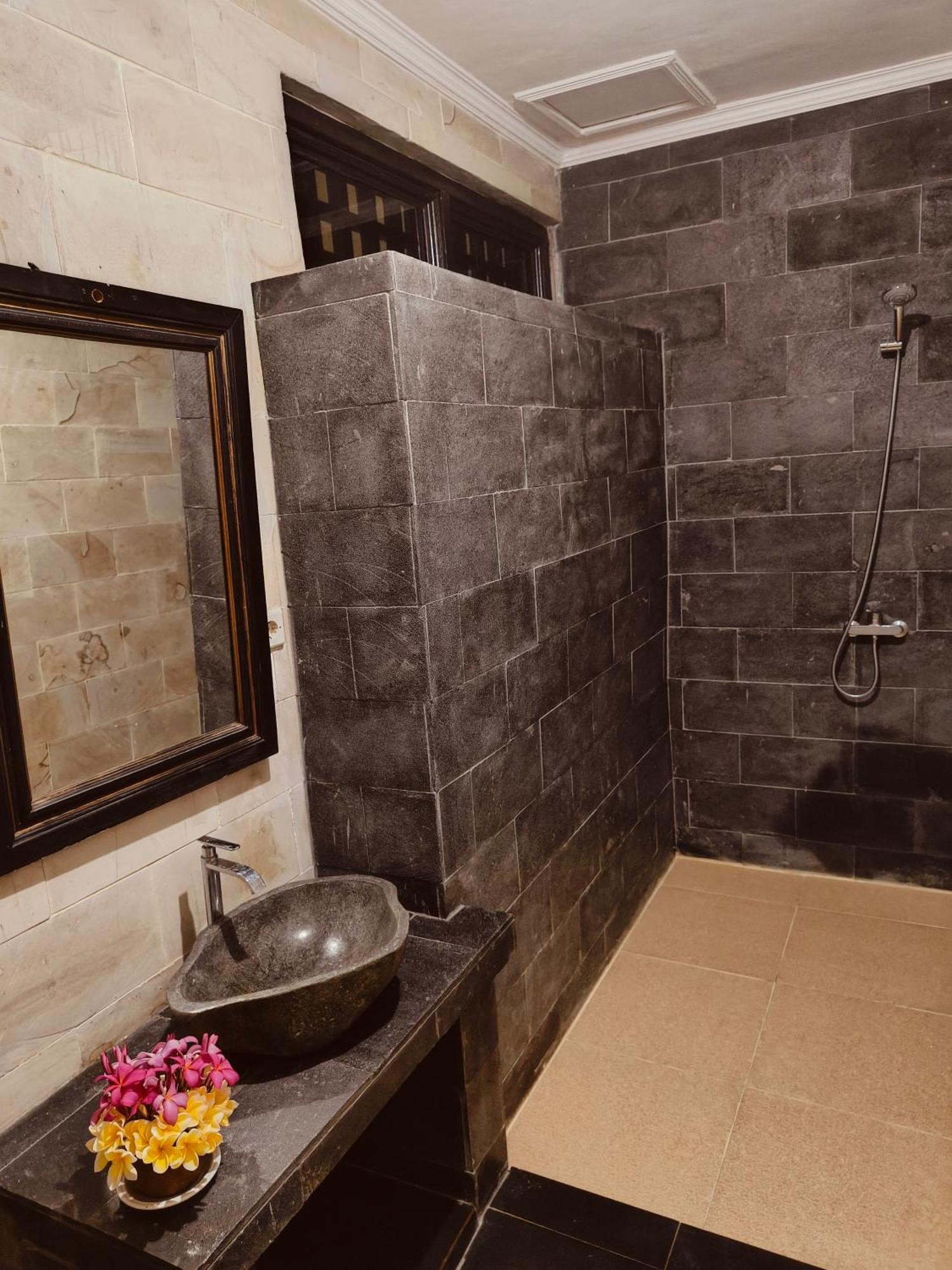 Berlian Inn Kuta Beach 외부 사진