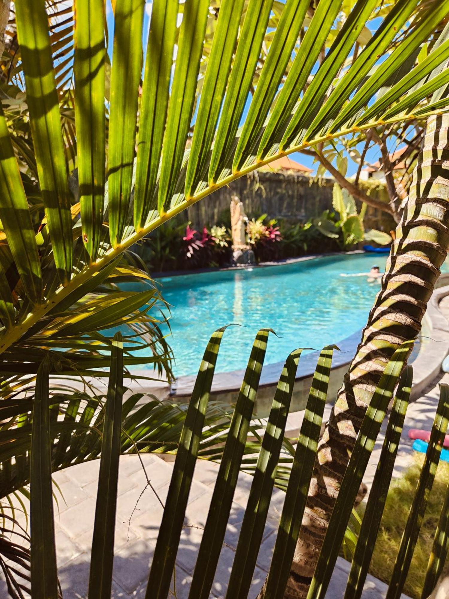 Berlian Inn Kuta Beach 외부 사진
