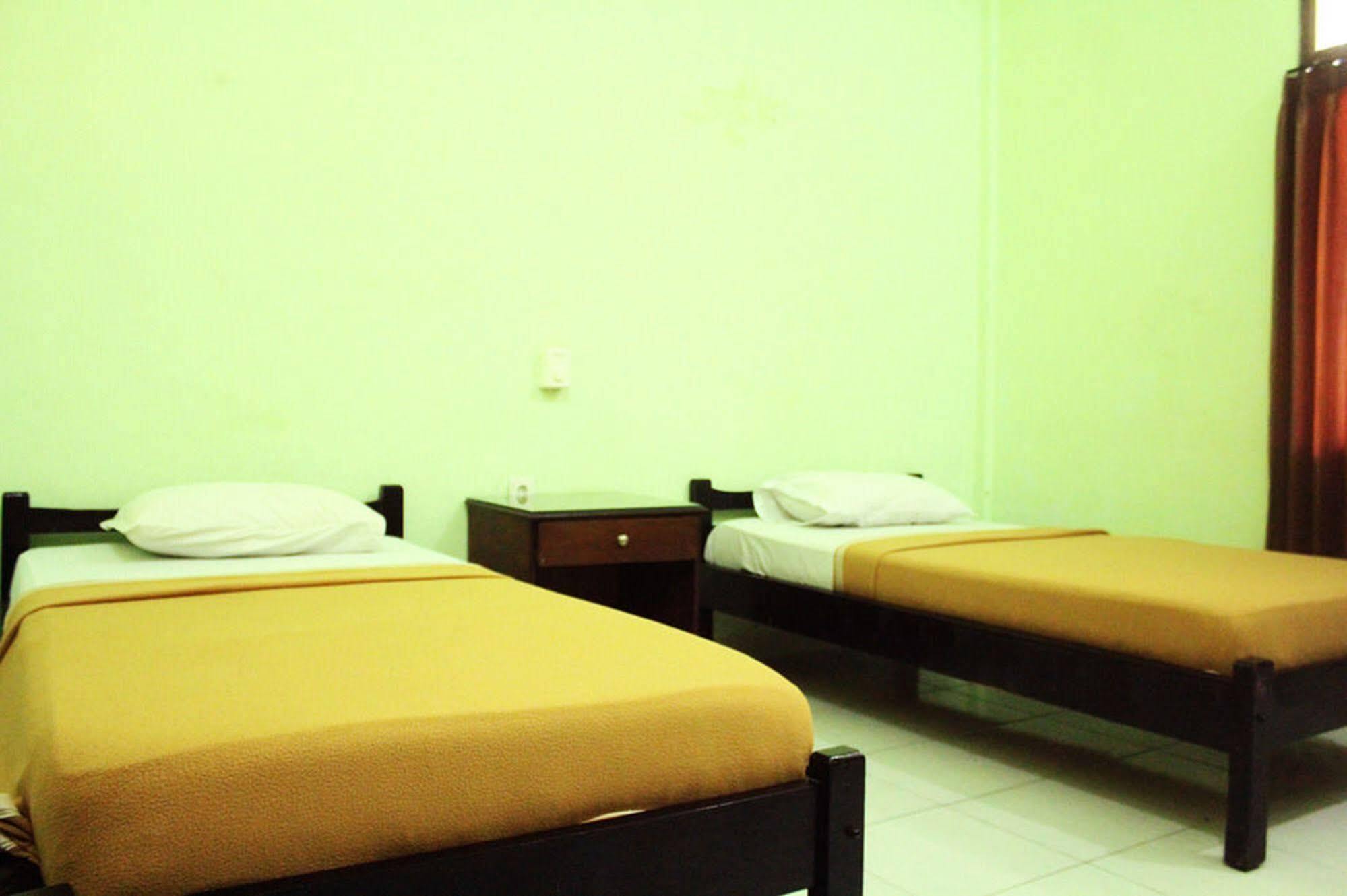 Berlian Inn Kuta Beach 외부 사진